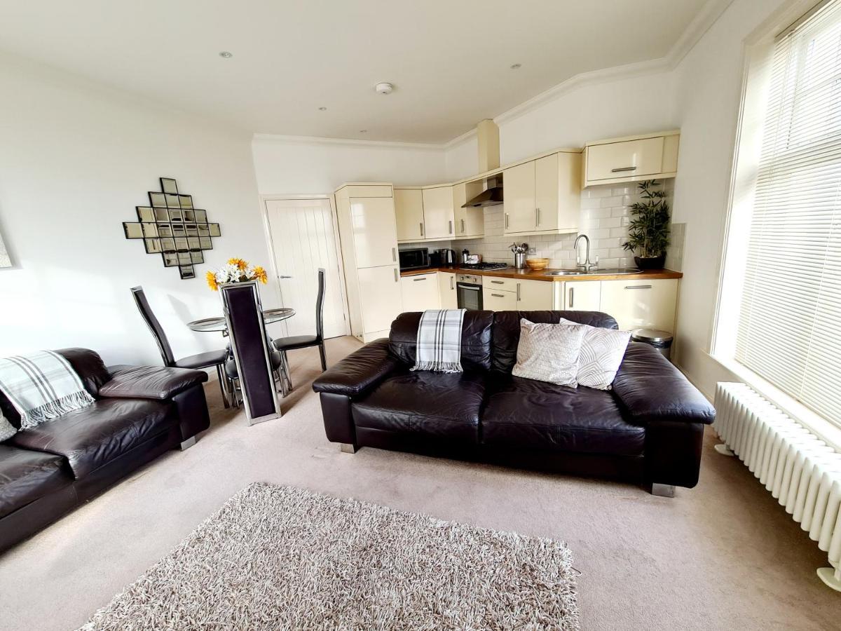 Vitamin Sea Beachfront Apartment Ramsgate - Sleeps 4 外观 照片