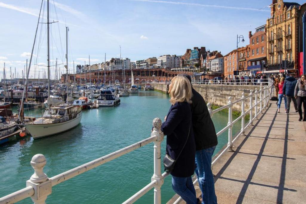Vitamin Sea Beachfront Apartment Ramsgate - Sleeps 4 外观 照片